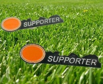 Huy hiệu cổ động viên bóng đá màu cam (12 cái)