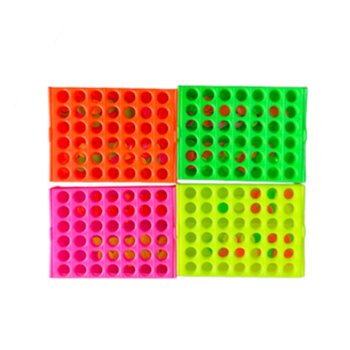 Tr&ograve; chơi 4 H&agrave;ng Thẳng - M&agrave;u Neon - Trong Hộp Trưng B&agrave;y (32 bộ)