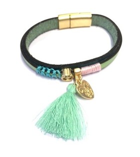 V&ograve;ng Tay Sang Trọng Tr&aacute;i Tim Xanh (1 chiếc)