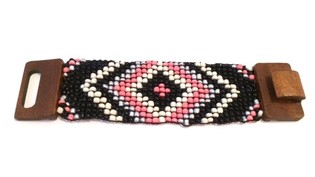 V&ograve;ng tay phong c&aacute;ch Ibiza Aztec kh&oacute;a gỗ Hồng/Đen (1 chiếc)