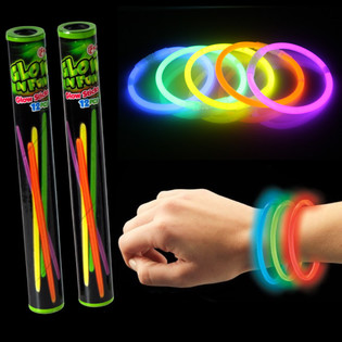 Hộp 12 C&acirc;y Que Ph&aacute;t S&aacute;ng Glow Sticks (22 hộp)