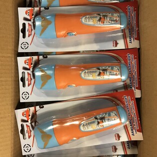 Đ&Egrave;N PIN LED DISNEY PLANES (24 c&aacute;i)